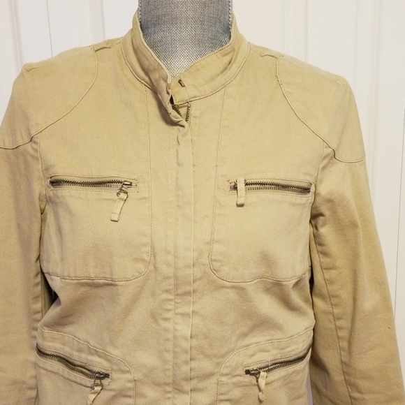 Jacket - Picture 2 of 8